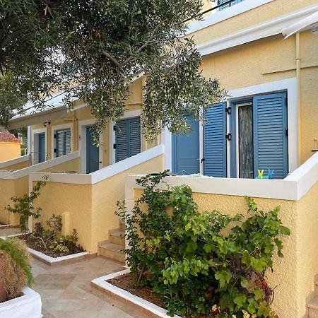 Esperides Maisonettes Agia Marina  Экстерьер фото
