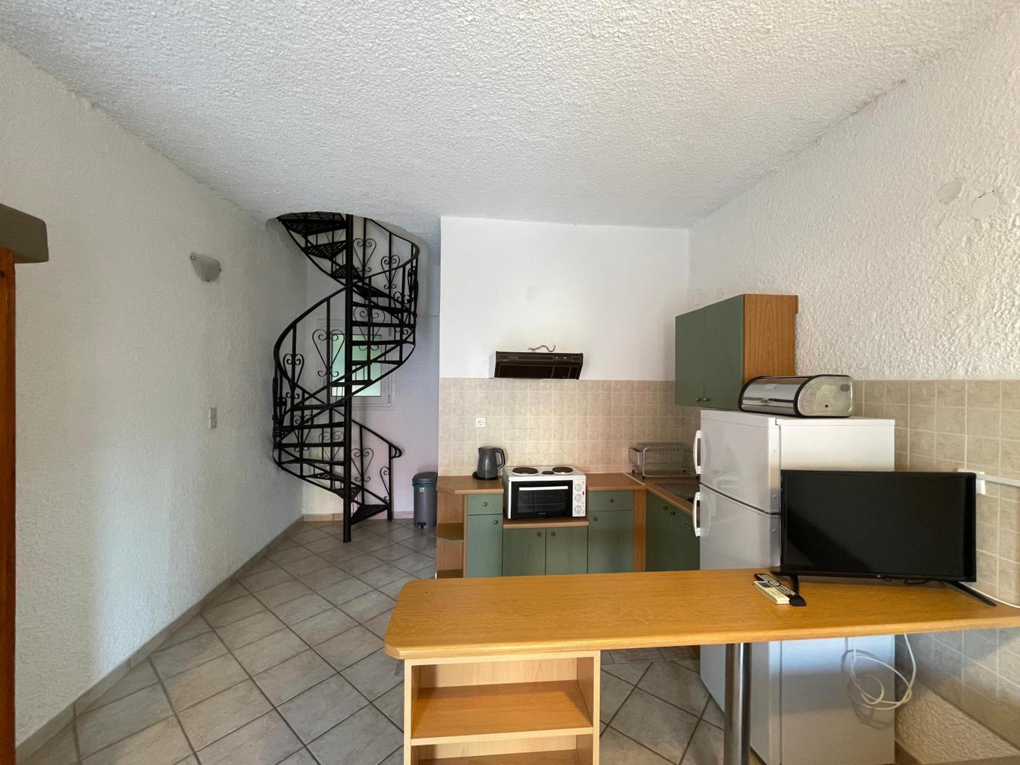 Esperides Maisonettes Agia Marina  Экстерьер фото