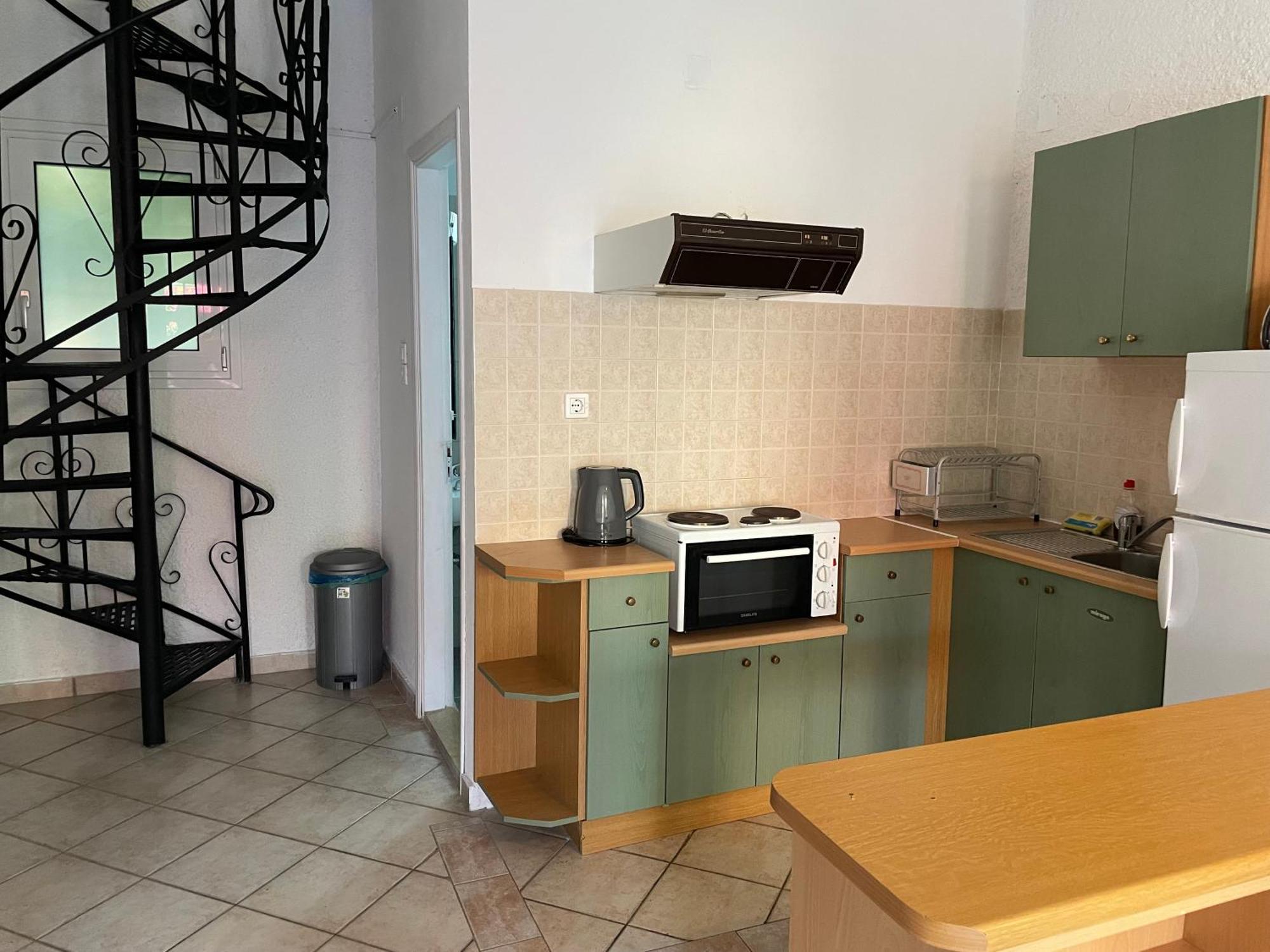 Esperides Maisonettes Agia Marina  Экстерьер фото